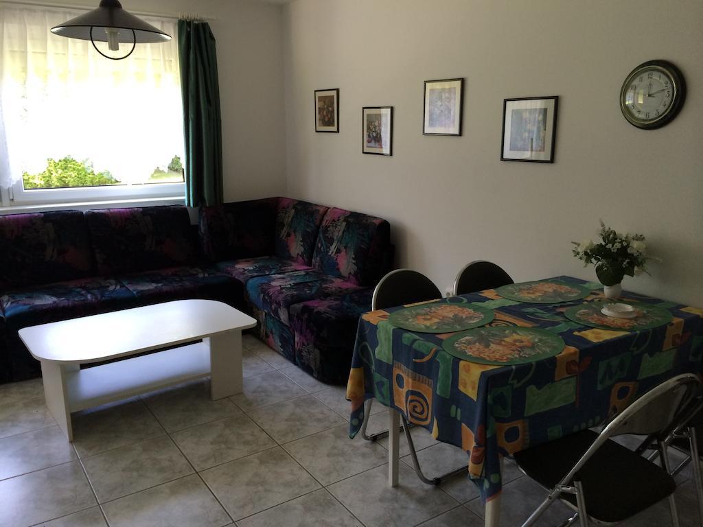 Balatongyörök Frankie Holiday Apartment Ii. מראה חיצוני תמונה