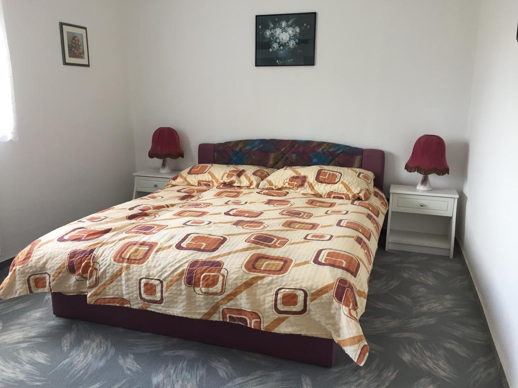 Balatongyörök Frankie Holiday Apartment Ii. מראה חיצוני תמונה